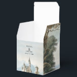 Ballotins Vintage Fairytale Castle Rustic Forest Mariage<br><div class="desc">Un beau château de conte de fées au milieu d'une forêt rustique. Un design mariage unique qui utilise des aquarelles vintages illustrant des décors de contes de fées. Un design mariage "une fois de temps" et "heureux toujours après" de style conte, idéal pour un thème prince et princesse mariage. L'élégante...</div>