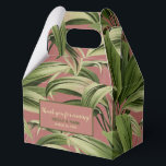 Ballotins Vintage Tropical Palm Botanique Rose d'aquarelle<br><div class="desc">Une belle aquarelle botanique vintage d'un palmier tropical Cordyline vs. Princes Margaret a fait en un motif reproductible avec un rose lin rose texturé arrière - plan dans les couleurs crème, rose rose et vert. Rendre ce motif plus grand ou plus petit ou le faire pivoter selon vos préférences. Personnalisez-le...</div>