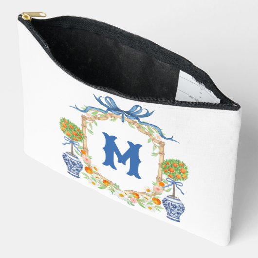 Bamboe & Sinaasappel Topiary Crest | 1-letter mono Etui (Open)