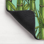 Bamboebos op lichtblauw muismat (Hoek)