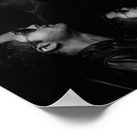 Band op Man blaasend roken Poster (Hoek)