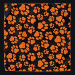 Bandana Bandana, Empreinte de patte orange et noir<br><div class="desc">Ce bandana est parfait pour Halloween ou le Grand Jeu !</div>