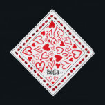 Bandana de la Saint-Valentin Coeurs rouges et nom<br><div class="desc">Sweet Valentine's Day bandana. Coeurs rouges et bugs de dames Personnalisez avec votre nom d'animal de compagnie</div>