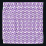 Bandana En vichy violet avec Empreintes de pattes<br><div class="desc">Pamper votre animal de compagnie avec cette en vichy violette intemporelle avec des pattes à motif bandana!</div>