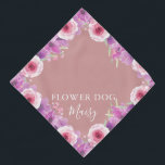 Bandana Mariage animal de compagnie rose personnalisé<br><div class="desc">Un super mignon bandana mariage floral que vous pouvez personnaliser avec le nom de votre chien. Conçu par Thisisnotme©</div>