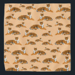 Bandana Motif animal du Tigre de la Jungle<br><div class="desc">Un motif tigre mignon avec un arrière - plan de couleur orange clair. Un design adorable pour tous ceux qui aiment les animaux de la jungle, les chats, les thèmes du safari, la nature et les motifs d'animaux sauvages. Un cadeau parfait pour les enfants et les adultes. Décor de baby...</div>