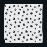 Bandana Motif Empreinte de patte noir<br><div class="desc">Montrez combien vous aimez les animaux avec ce mignon bandana à motif empreinte de patte noir. Il semble aussi génial avec d'autres arrière - plans plus légers. Parie que votre animal de compagnie aura l'air adorable le porter!</div>