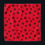 Bandana Motif Empreinte de patte noir en rouge<br><div class="desc">Montrez combien vous aimez les animaux avec ce mignon bandana à motif empreinte de patte noir. Montré ici en rouge,  il semble aussi impressionnant avec d'autres arrière - plans plus légers. Parie que votre animal aura l'air adorable en le portant!</div>