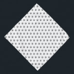 Bandana Symbole de la paix blanc noir polka dot chien moti<br><div class="desc">Symbole de la paix,  anti-guerre,  pois noir et blanc motif bandana / chien bandana. Motif de symbole de paix noir sur arrière - plan blanc. Design minimaliste,  moderne et élégant.</div>