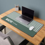 Bande verte et blanche personnalisée moderne éléga<br><div class="desc">La typographie minimaliste moderne girly sage vert et blanc rayé élégant simple unique personnalisé design de bureau cadeau design.</div>