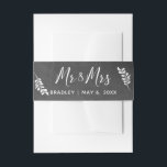 Bandeau De Faire-part Chalkboard et écriture botanique Mr & Mrs.<br><div class="desc">Ce design mariage sophistiqué mais rustique présente une image arrière - plan en damier texturé sur les côtés avec une simple aquarelle botanique. J'ai ajouté un script décontracté d'écriture manuscrite pour rendre un graphique représentant les mots "M. & Mme". Vos données personnelles sont facilement ajoutées à l'aide du champ modèle....</div>