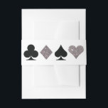 Bandeau De Faire-part Destinas Vegas Mariage Faux Parties scintillant d'<br><div class="desc">La parties scintillant en faux argent brillant et les costumes de cartes noires sont un ajout élégant à la suite Destiny mariage et conserveront toutes vos inserts ensemble pour un look cohésif. Parfait pour un mariage de Las Vegas dans une petite chapelle au large de la bande, tout ce dont...</div>