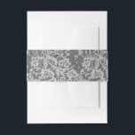 Bandeau De Faire-part La collection de Mariages Chalkboard & Lace<br><div class="desc">La collection Chalkboard & dentelle est un design étonnant avec un bel arrière - plan effet Chalkboard avec une coupe en dentelle blanche vintage romantique. Ces groupes de ventre d'invitation peuvent être personnalisés pour votre occasion spéciale et ferait l'accessoire parfait pour tout mariage rustique, douche nuptiale, fête de fiançailles, fête...</div>