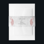 Bandeau De Faire-part Mariage rose Peacock<br><div class="desc">Personnalisez votre papeterie mariage pour les invités avec un ensemble de Pink Peacock Faire-part de mariage Belly Band. Le design de la bande de ventre présente un paon élégant contre un feuillage délicat et un arrière - plan grunge. Personnalisez avec les noms du marié et de la mariée avec la...</div>