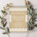 Bandeau De Faire-part Rustic Kraft et Mariage de dentelle Célébration de<br><div class="desc">Les bandes de faire-part de mariage sont décorées de "Celebration of Love" en écriture avec monogramme personnalisé,  un joli design de bordure illustré de dentelle vintage blanche fleurie et pointillée,  et un arrière - plan avec un aspect rustique de papier kraft brun texturé.</div>