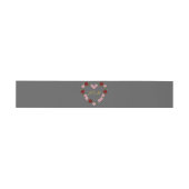 Bandeau d'invitation gris avec couronne de fleurs (Plat)