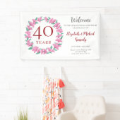 Banderoles 40e anniversaire Ruby Floral Mariage de couronne (En situation)