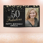 Banderoles 50 et fabuleux Confetti Black 50th Birthday Photo<br><div class="desc">50 et Fabulous Confetti Black 50th Birthday Photo Banner. Grand signe pour la fête du 50ème anniversaire avec une photo personnalisée, inspirationnelle et drôle de citation 50 et fabuleux et texte dans un script tendance avec un nom. Personnalisez le panneau avec votre photo, votre nom et l'âge, et faites votre...</div>