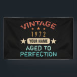 Banderoles 50th Birthday Party 1972 Ajouter Votre Nom<br><div class="desc">Célébrez un âge marquant avec ces fournitures de fête d'anniversaire personnalisées. Personnalisez-les en ajoutant le nom de la personne qui a donné naissance à votre enfant. Des idées d'anniversaire cool pour papa ou les hommes.</div>