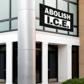 Banderoles Abolir ICE (Bâtiment extérieur)