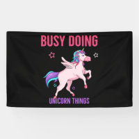 Amateur de licorne occupé à faire des choses de li