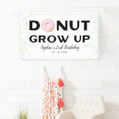 Banderoles Anniversaire de enfant de croissance du donut (En situation)