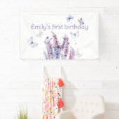 Banderoles Anniversaire de papillon rose violet (En situation)