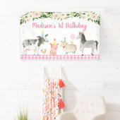 Banderoles Anniversaire floral d'animaux de ferme roses (En situation)