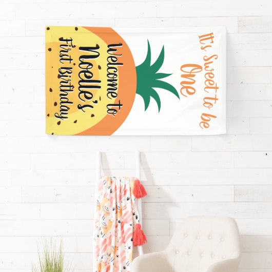 Banderoles Arc-en-ciel ananas, doux pour être un, 1er anniver (En situation)