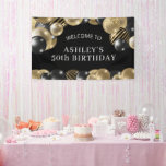 Banderoles Black Gold 50th Birthday Welcome<br><div class="desc">Créez votre propre bannière de bienvenue Black Gold 50th Birthday ! Personnalisez ce design avec votre propre texte. Vous pouvez customiser cette conception en cliquant sur le bouton "Modifier les détails".</div>
