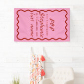 Banderoles Bordure ondulée rose et rouge Pop le Champagne (En situation)