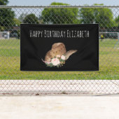 Banderoles Brown Casquette de fille avec fleurs roses Joyeux  (En situation)