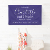 Banderoles Business Bread & Breakfast Modern Simple Purple (En situation)