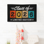 Banderoles Class of 2026 Limited Edition Vintage Graduation (En situation)