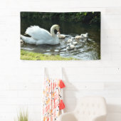 Banderoles Cygne blanc avec poules (En situation)