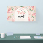 Banderoles Deux anniversaire de enfant de fraise sucrée (Salon professionnel)