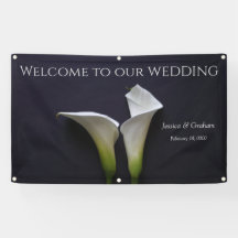 Deux lys calla sur le mariage noir