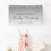 Banderoles Diplôme de Parties scintillant argent chic (En situation)