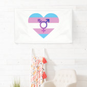 Banderoles Drapeau de fierté trans cœur (En situation)