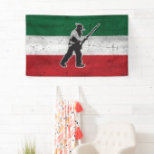 Banderoles Drapeau Québec et Patriote Henri Julien érodé (En situation)