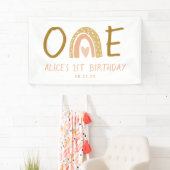 Banderoles Earthy Rainbow Girl 1st Birthday Banner (En situation)
