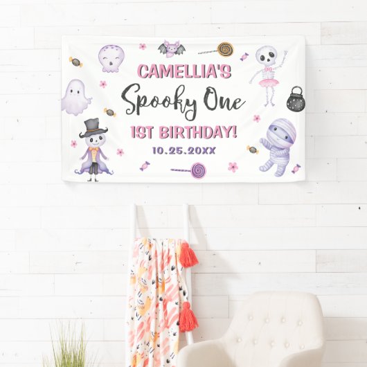Banderoles Éffrayant One Girls Halloween 1er anniversaire (En situation)