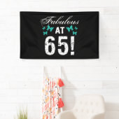 Banderoles Fabuleux 65e anniversaire pour elle (En situation)