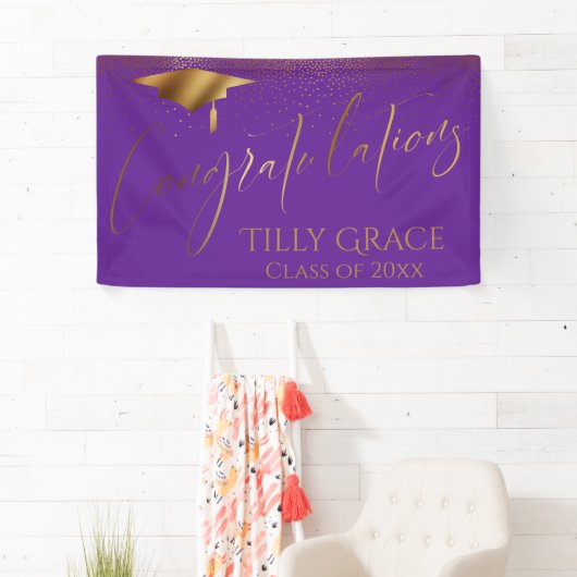 Banderoles Félicitations Diplômé Gold Confetti sur Purple (En situation)