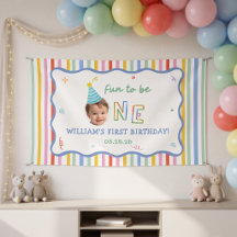 Fête d'anniversaire rayée et colorée