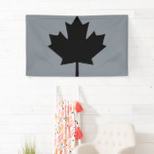 Banderoles Feuille d'érable noire canadienne en gras (En situation)