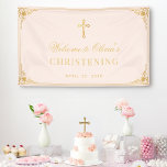 Banderoles Fille Christening Rose Faux Or Vintage Baptême<br><div class="desc">Un design religieux pour le baptême d'une fille. L'arrière - plan est rose vif. Il y a un faux cadre vintage de feuille d'or et (faux) croix d'or au-dessus du texte. Le message "Bienvenue chez [Nom]" est écrit dans un élégant script calligraphique, le reste en casquette. Tout le texte est...</div>