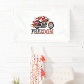 Banderoles Flammes de moto Liberté (En situation)