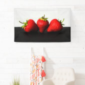 Banderoles Fraises Sur Blancs Sur Bnrcna Noir (En situation)