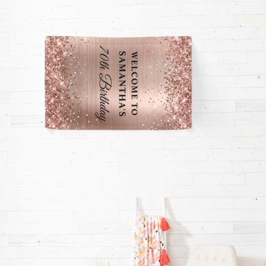 Banderoles Glittery Rose Gold Foil 70e anniversaire Vertical (Insitu)